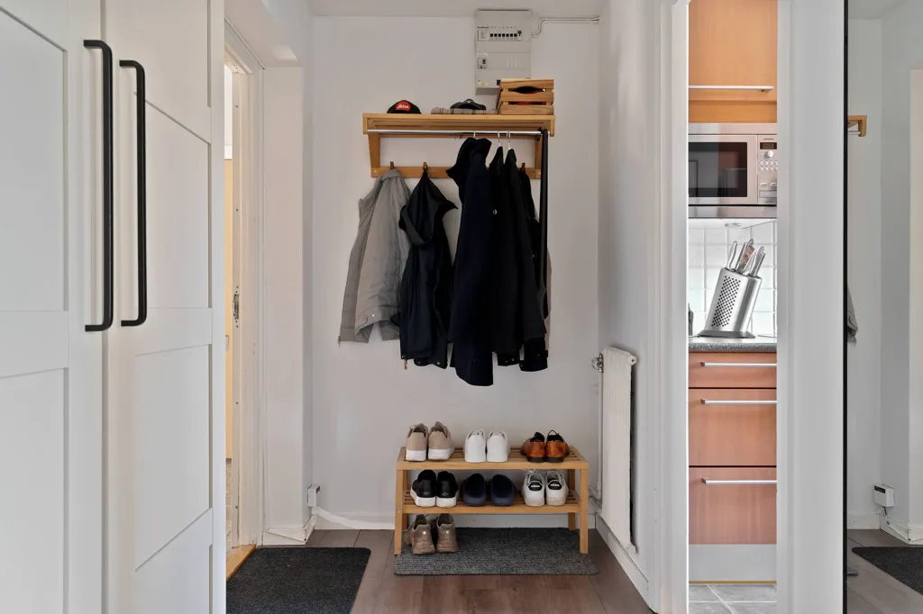 Entrée - Spacious Two-Bedroom Flat with Parking in Nyköping