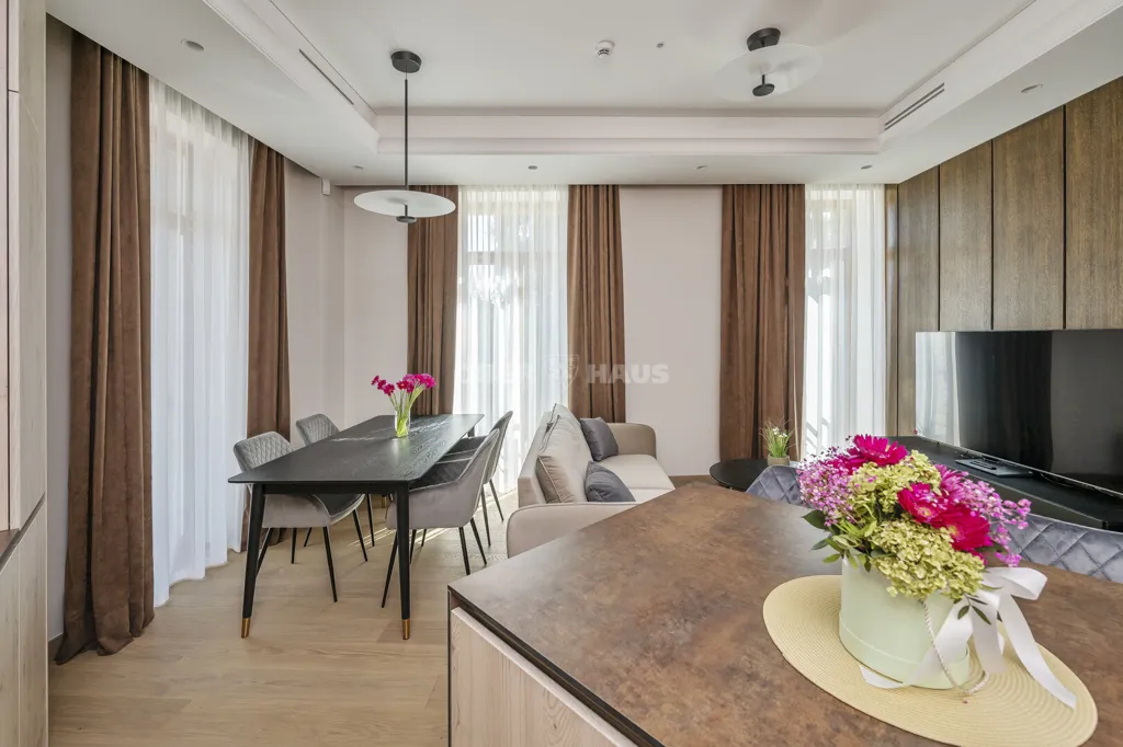 Séjour - 3-Bedroom Apartment with Park View in Vilnius