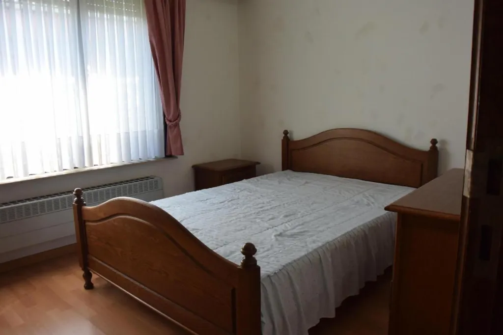 Chambres - Villa avec Terrasse et 4 Façades à Proximité
