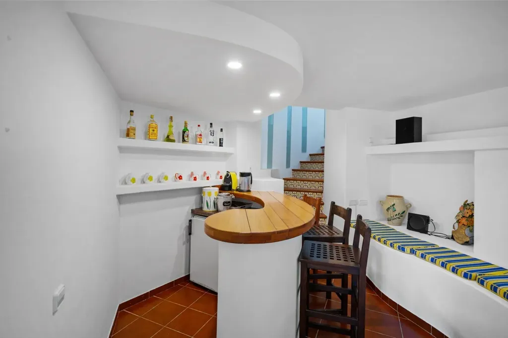 Toad - Renovated Villa with Mountain Views in Pollensa