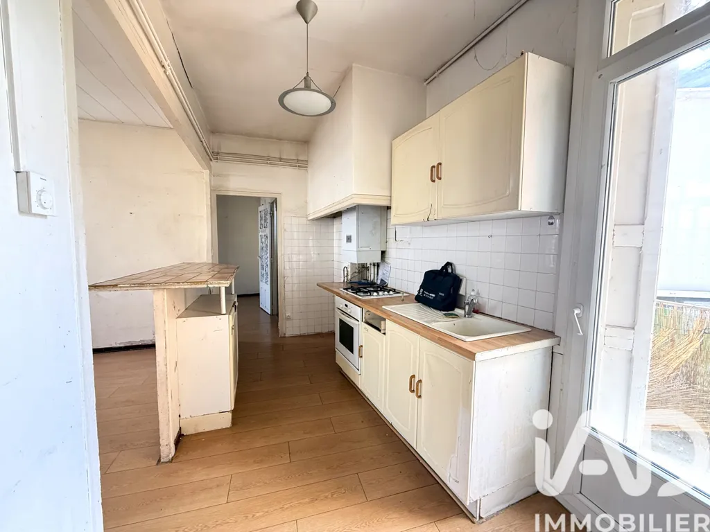 Köök - 3-Bedroom Apartment with Balcony in Perpignan Centre