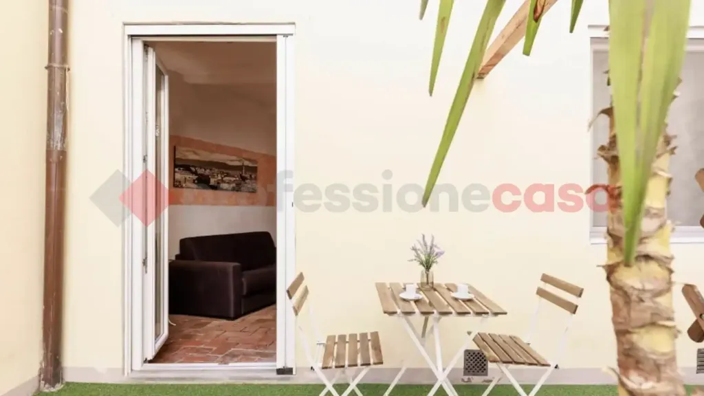Terrass - Florentine Flat with Private Resede in Sant’Ambrogio