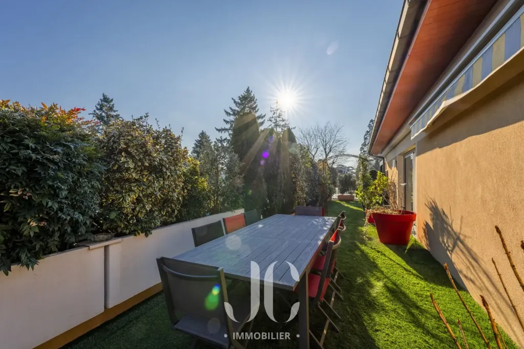 Aed - Luxury Flat with Terrace in Tassin-la-Demi-Lune