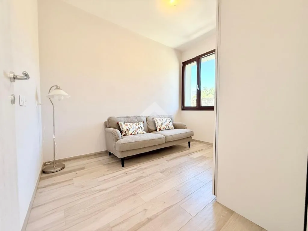 Chambres - Newly Built Apartment with Private Garden in Reggello