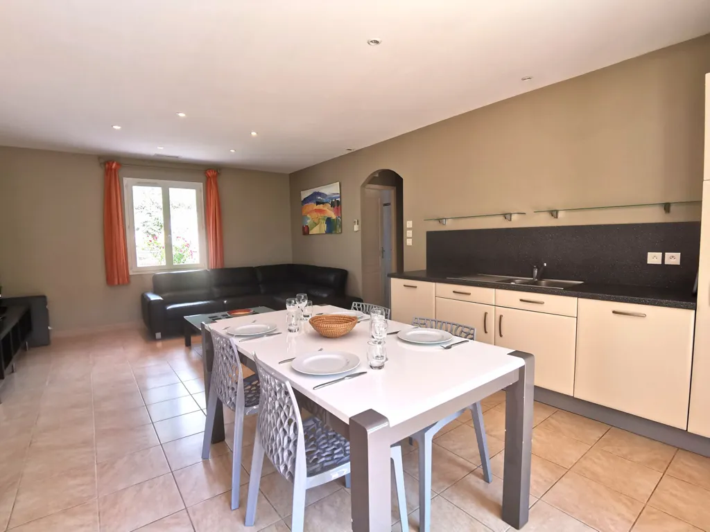 Cuisine - Propriété avec 4 Gîtes et Piscine à Béziers