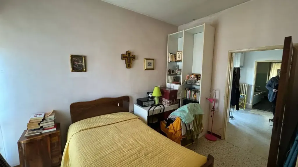 Magamistoad - Terraced House with Balcony in Corridonia
