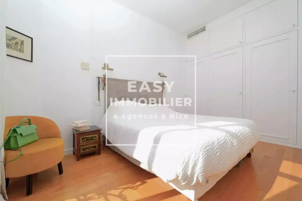 Bedrooms - Luxury Flat with Triple Exposure in Nice City Centre