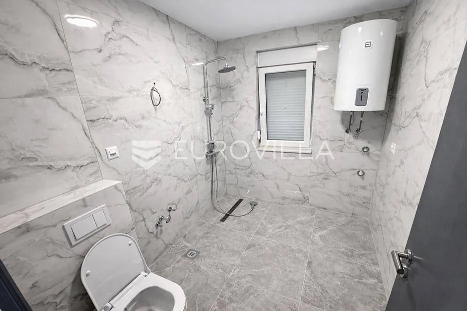Bagni - Two-Bedroom Apartment with Sea View in Vinjerac