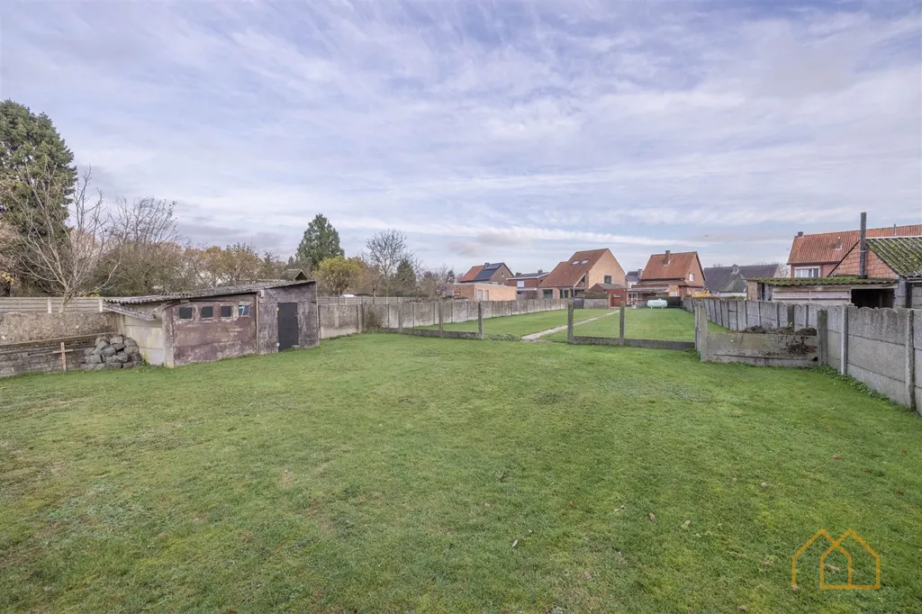 Aed - House with Garden and Terrace in Geel