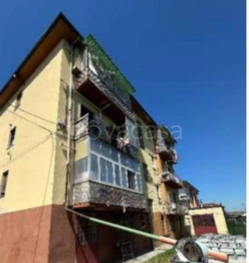 Exterior - Apartment with Balcony in Sanfrè