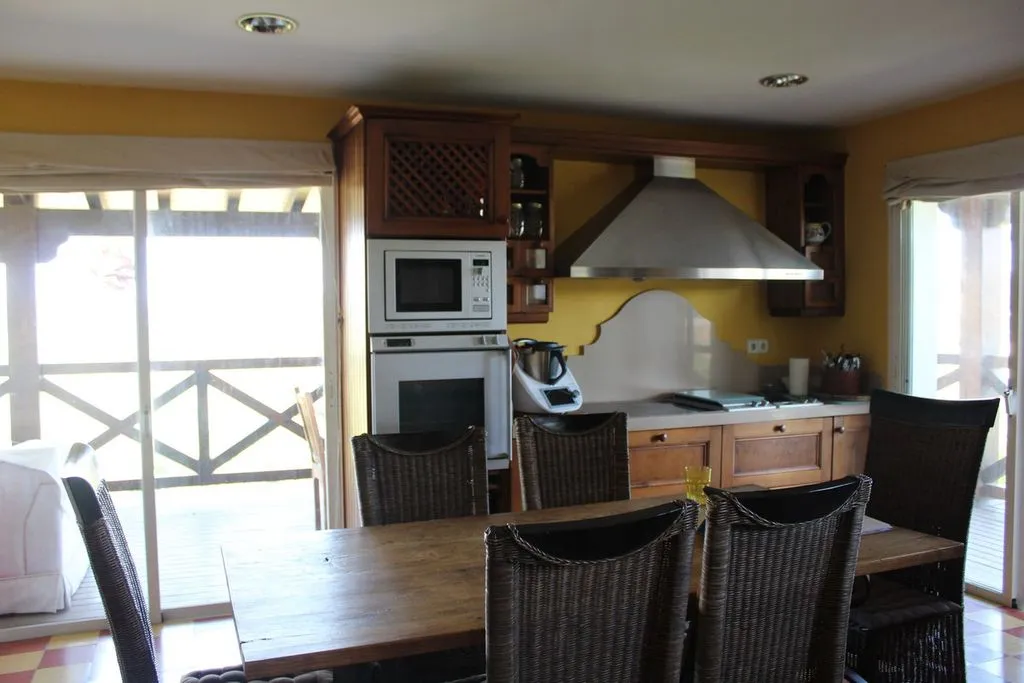 Salle à manger - Chalet with Pool and Terrace in Sotogrande Costa