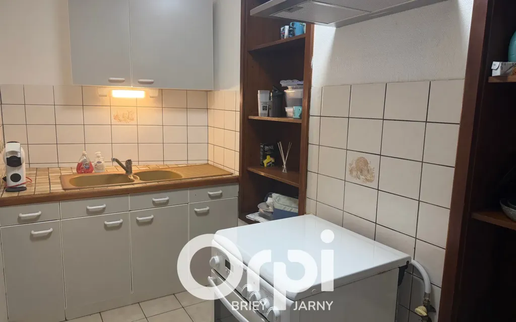 Cuisine - Appartement meublé au rez-de-chaussée à Briey