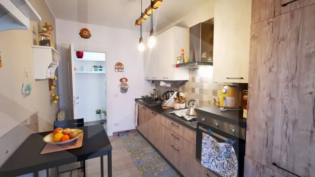 Köök - Recently Refined Apartment with Parking in Messina
