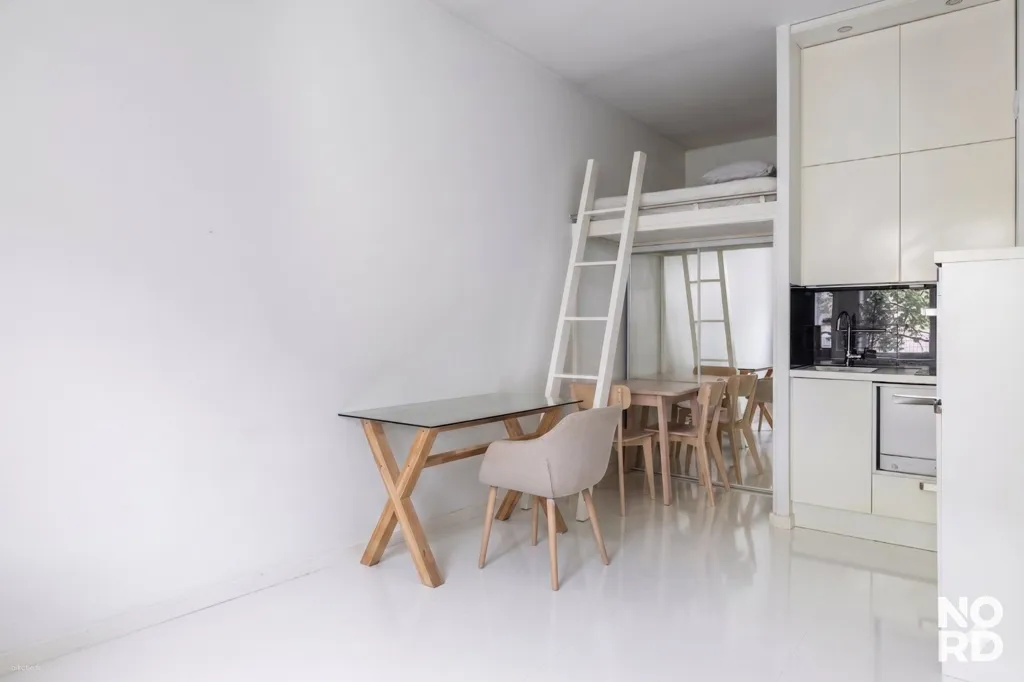 Cucina - Historic Flat with Balcony in Helsinki Centre