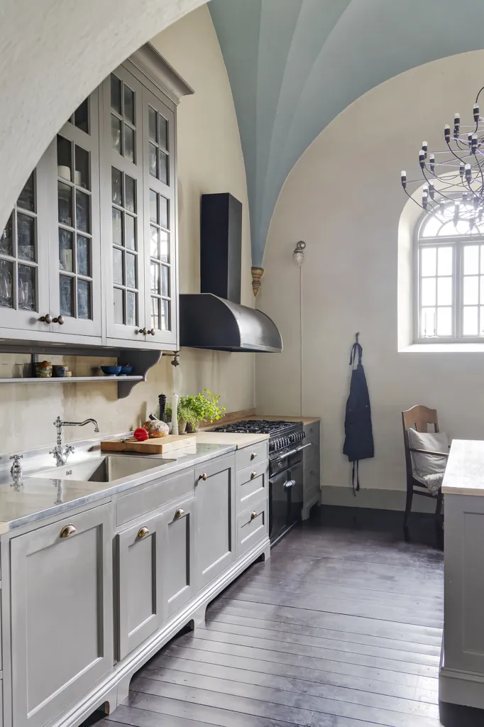 Kitchen - Historic Villa with River View in Norrmannebo