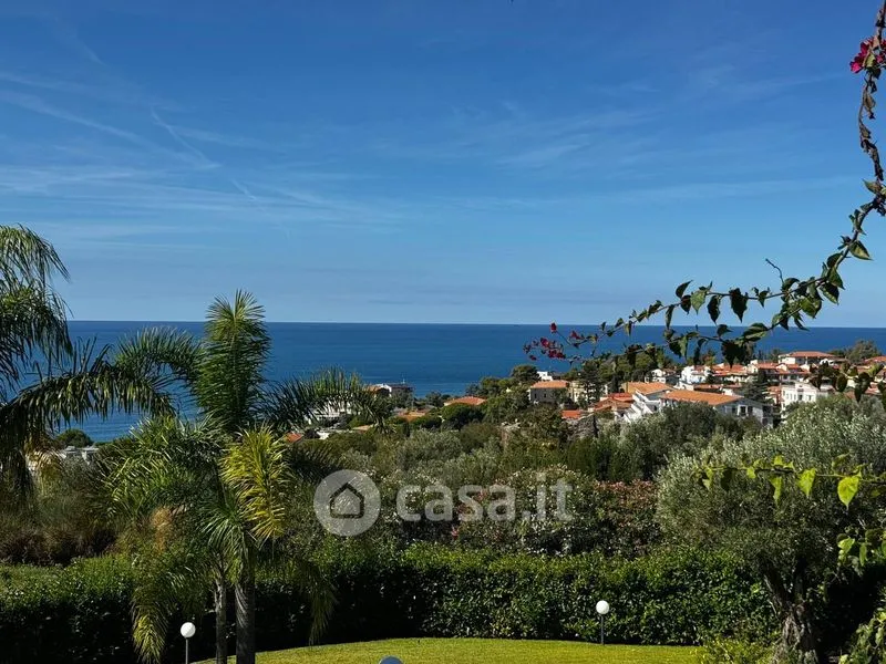 Jardin - Villa with Sea View and Pool in Diamante