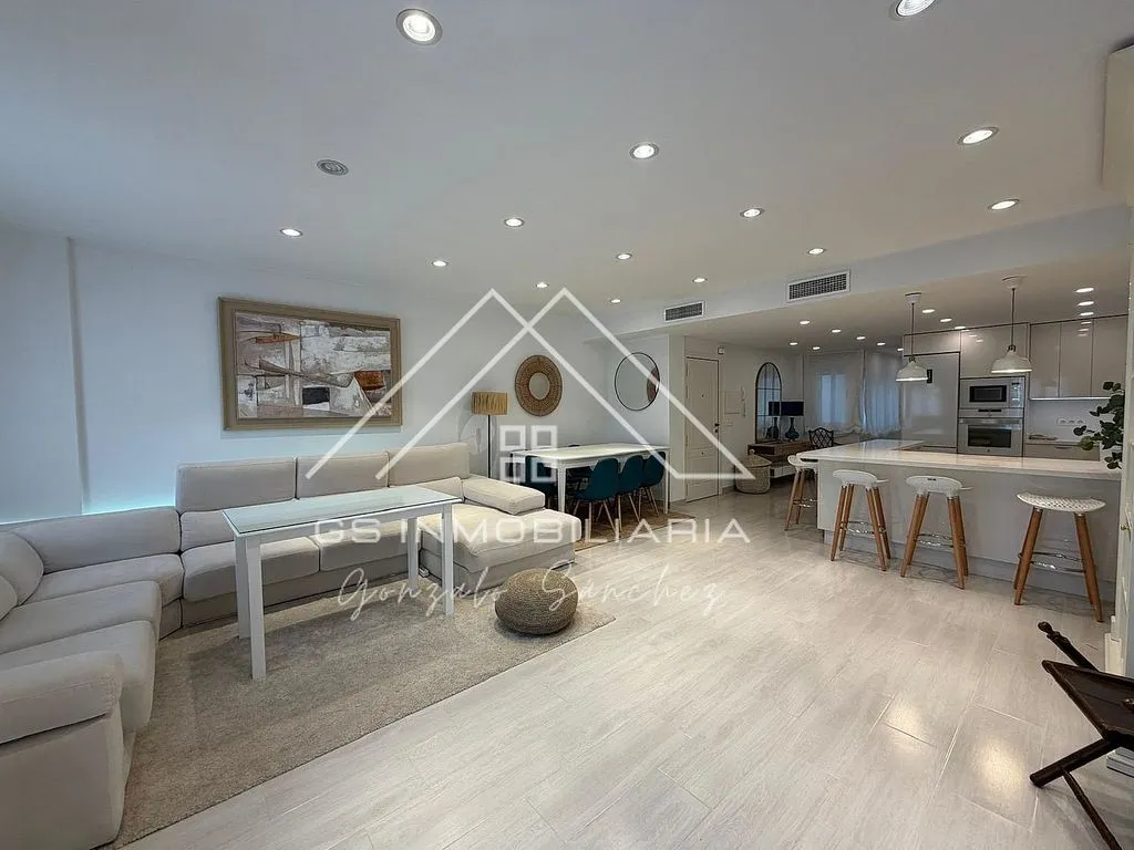 Elutuba - T2 Flat with Balcony in Lucena