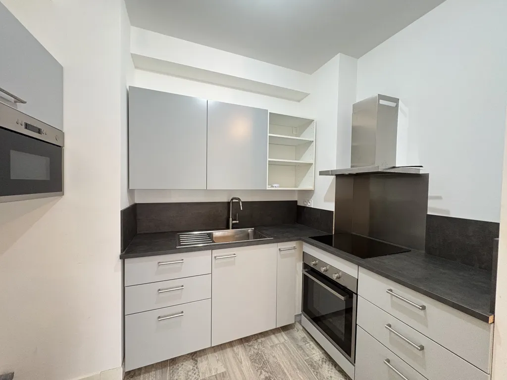 Köök - T2 Flat with Balcony in Lormont