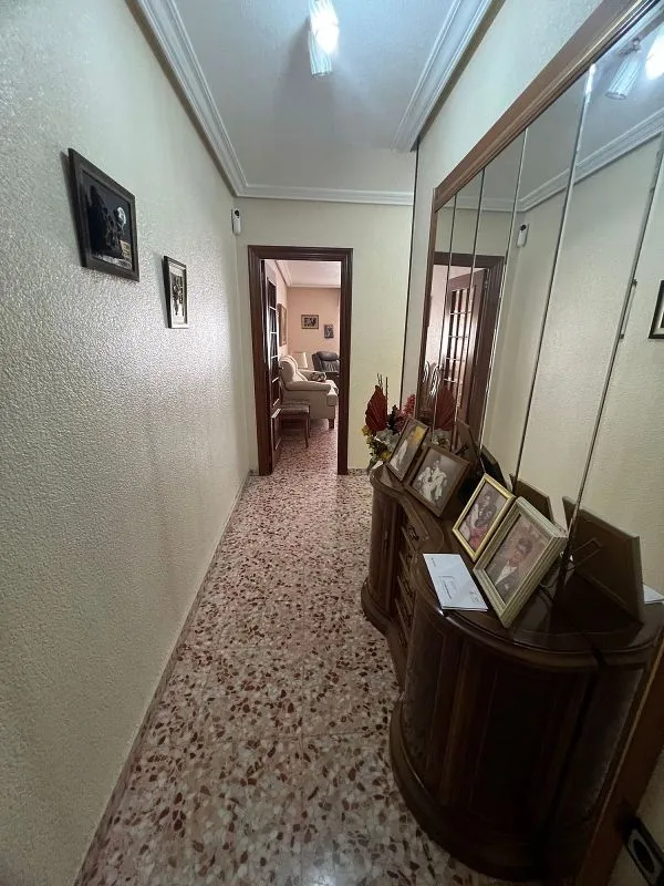 Esik - Apartment with Balcony in Elda Centre
