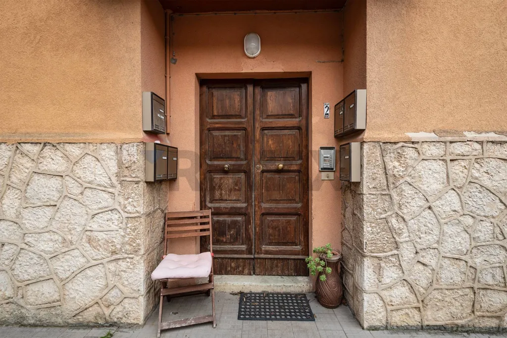 Välivaade - Rustic Apartment with Balcony in Serra San Quirico