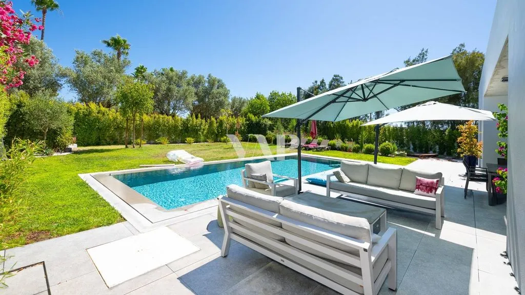 Bassein - Modern Villa with Private Pool in Almancil
