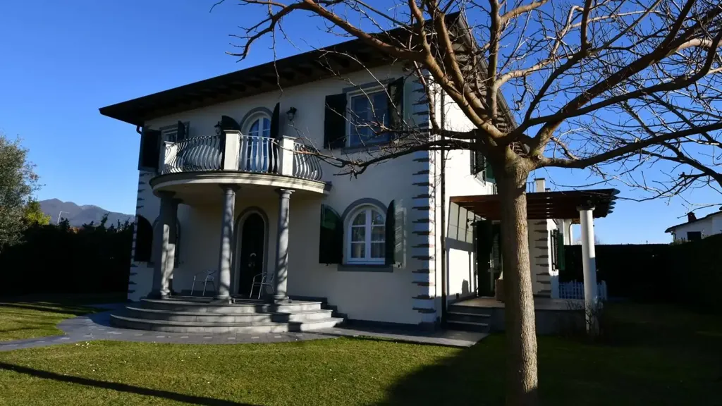 Välivaade - Villa with Pool in Forte Dei Marmi