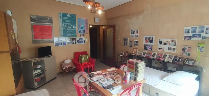 Camere da letto - Appartamento con balcone e tripla esposizione a Catania