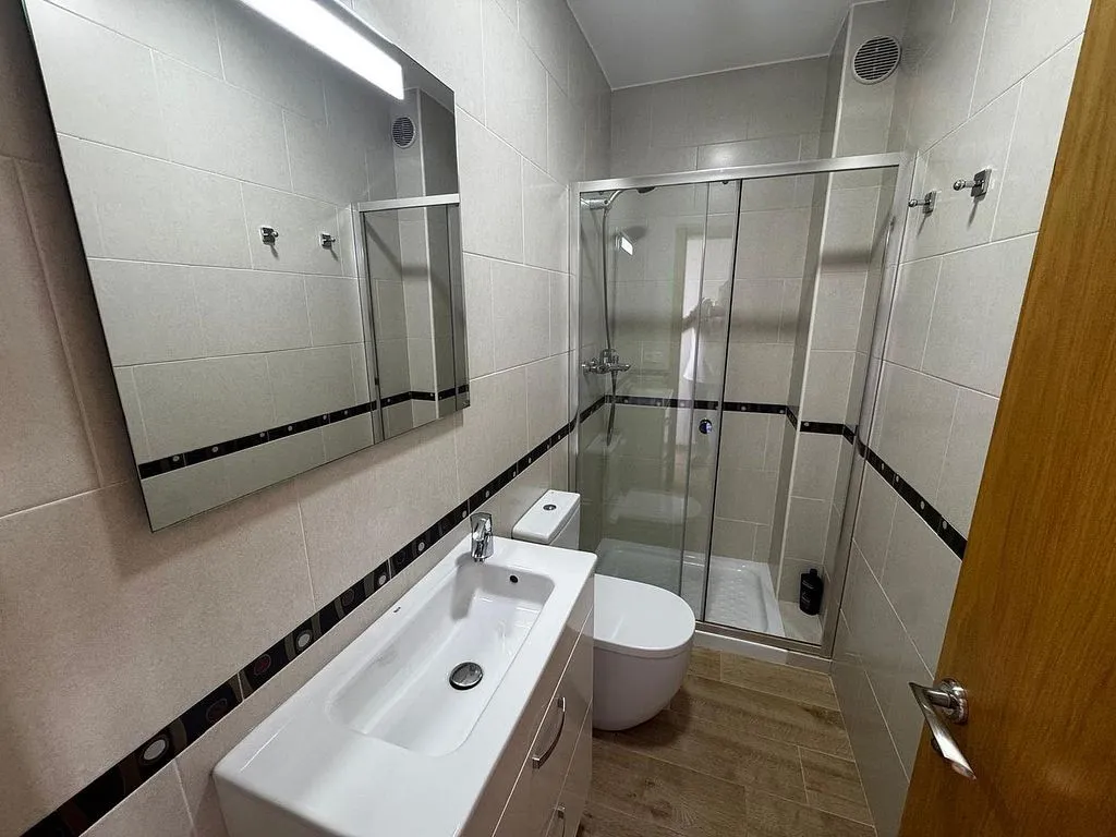 Salles de bain - Semi-Detached House with Terrace in Las Marinas