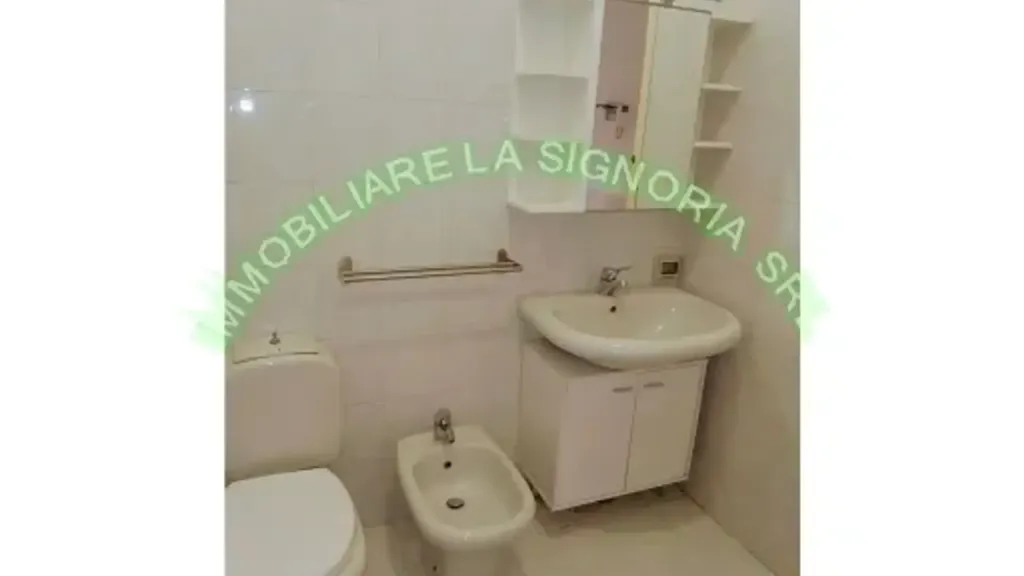 Bagni - Appartamento con balcone nel centro di Firenze