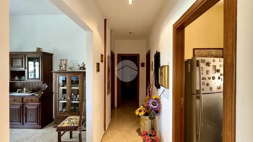 Entrée - 3-Bedroom Apartment with Parking in Palermo