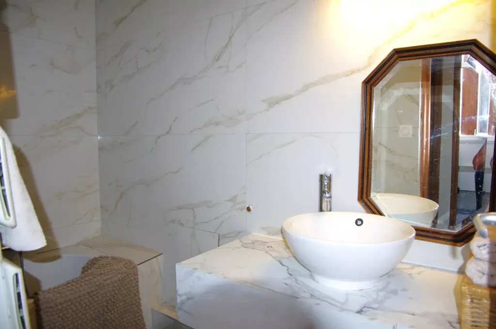 Bagni - Renovated Apartment with Balcony in Draguignan