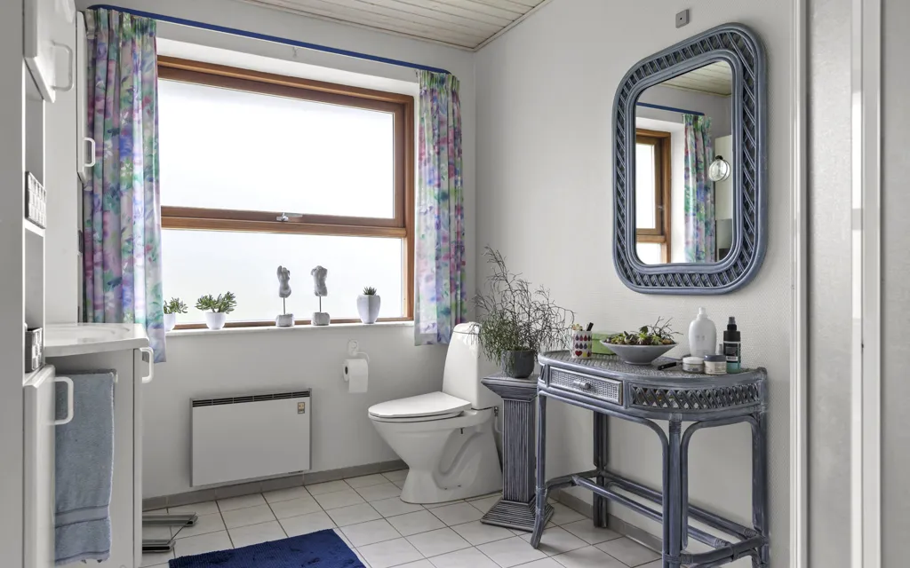 Salles de bain - Family Villa with Garden in Kalundborg