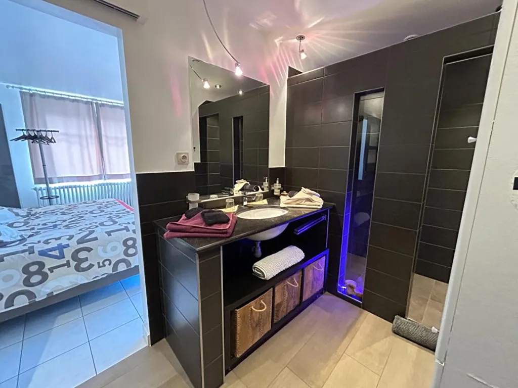 Salles de bain - Villa avec Jardin à Carcans, Proche Lac