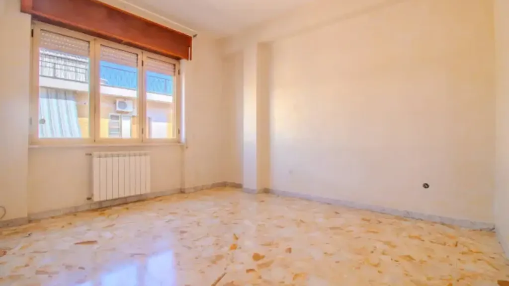 Toad - Apartment with Double Exposure in Lucera