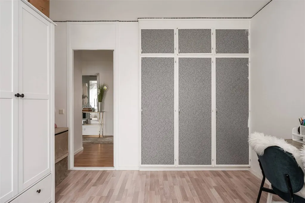 Toad - Light and Spacious Flat with Balcony in Murberget