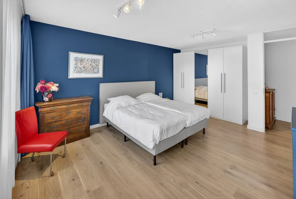 Bedrooms - Half-Freestanding House with Harbour View in Oude-Tonge