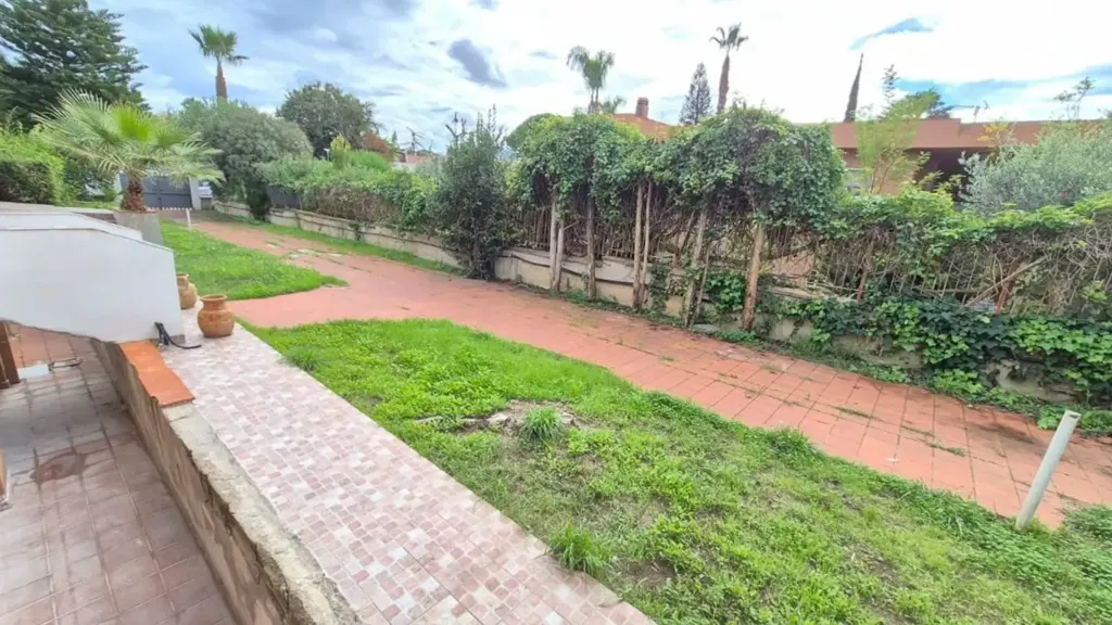 Jardin - Villa with Garden in Uditore, Palermo