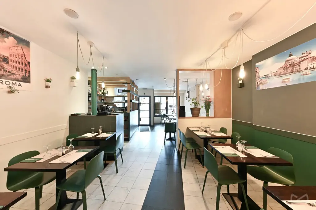 Sala da pranzo - Mixed-Use Building with Terrace in Leuven
