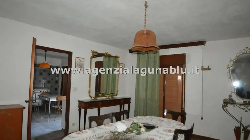Söögituba - Villa with Multiple Units in Mazara del Vallo