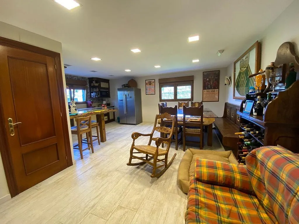 Dining Room - Chalet with Pool and Terraces in Islares