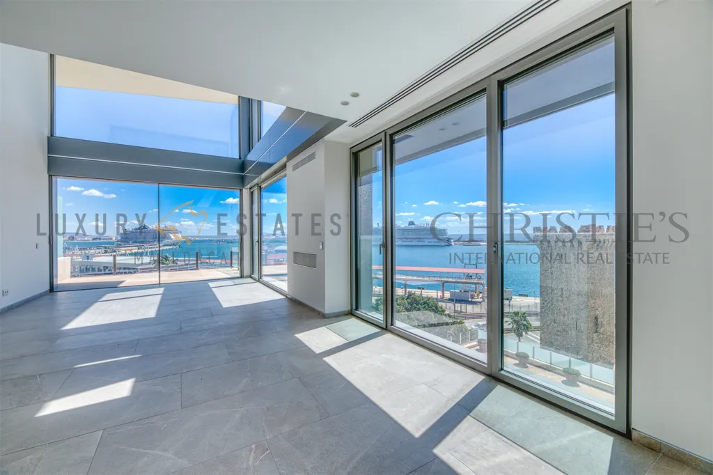 Séjour - Luxury Duplex Penthouse with Pool at Palma Harbor