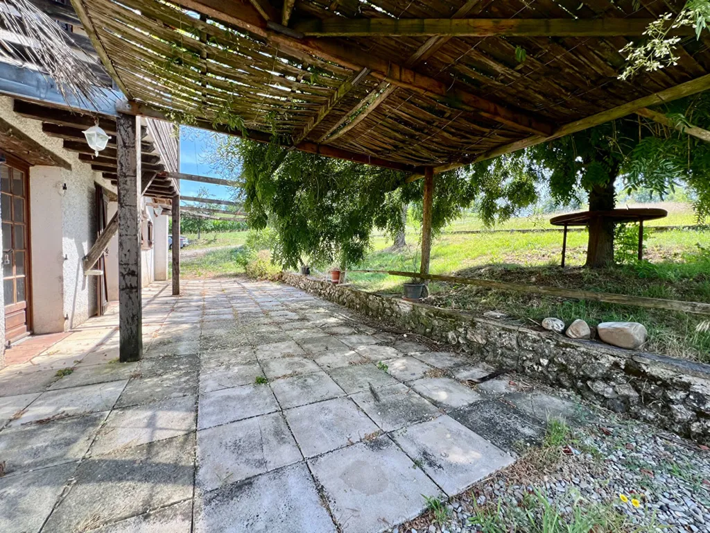 Terrazza - Stone House with Garden in Monclar d'Agenais