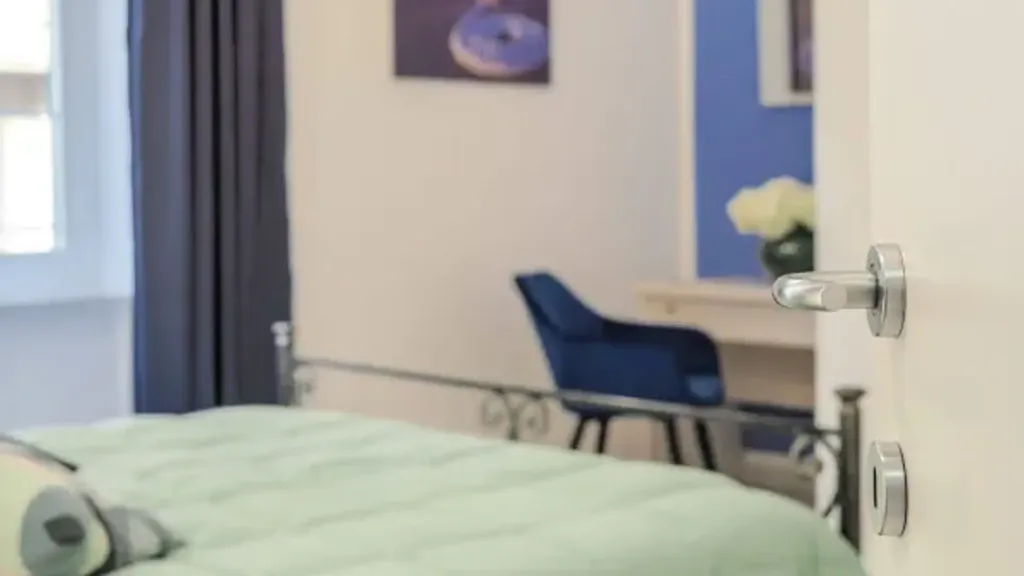 6-room apartment in IT