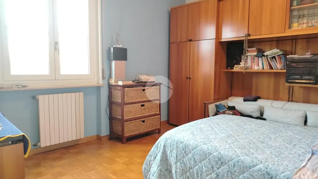 Chambres - Rustic Penthouse with Balcony in Parma