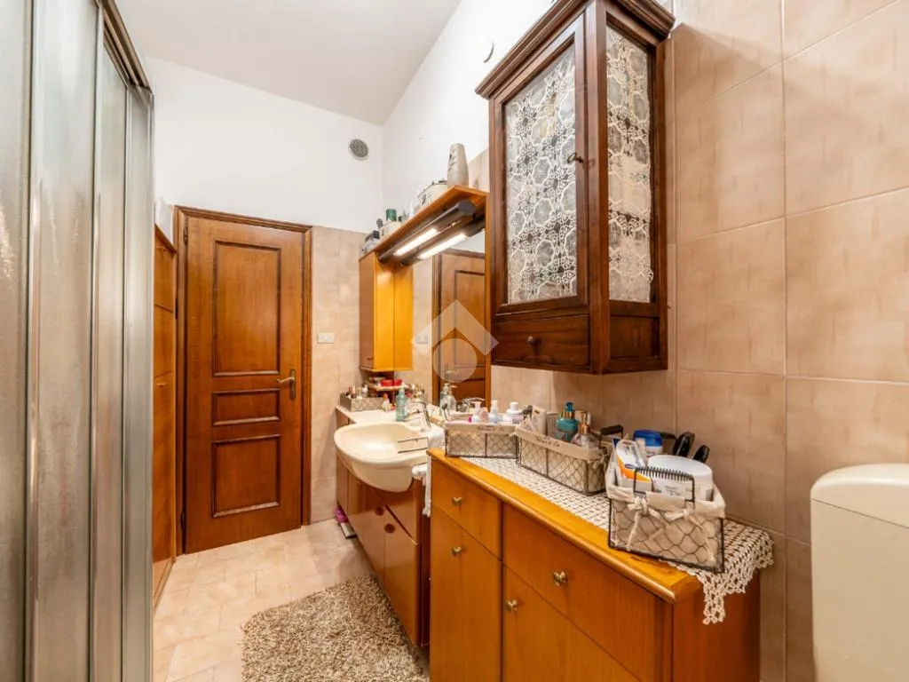 Salles de bain - Modernised 3-Room Apartment in Sacca, Modena