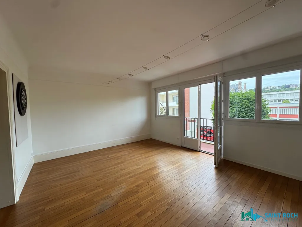 Pièces - Appartement T5 avec Balcon et Garage au Centre-ville du Havre