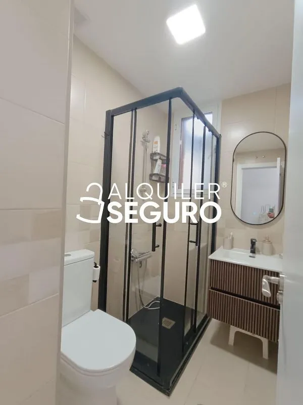 Vannitoad - Apartment with Pool and Terrace in Restón
