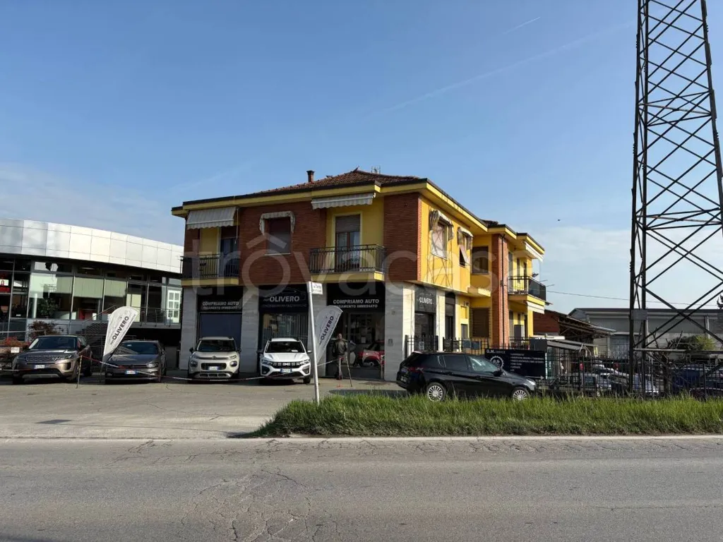 Extérieur - Mixed-Use Property with Private Garden in Fossano