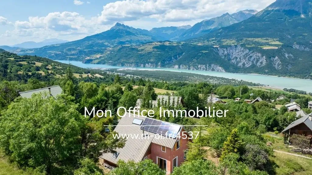 Jardin - Maison Luxueuse avec Vue Montagne à Crots