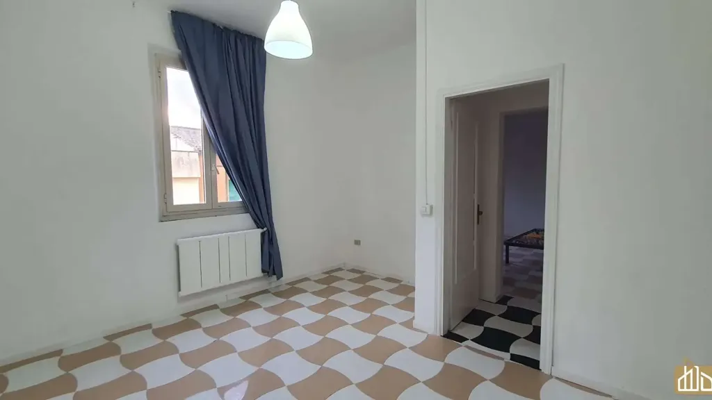 Rooms - Four-Room Apartment in Ancona